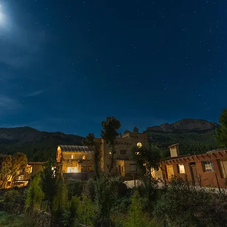 Mas De La Montana Del Cocodrilo Albergue Puertomingalvo