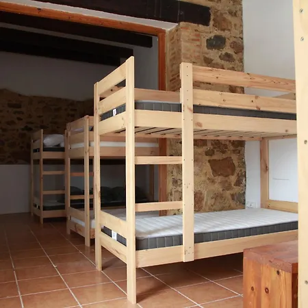 Mas De La Montana Del Cocodrilo Albergue Puertomingalvo