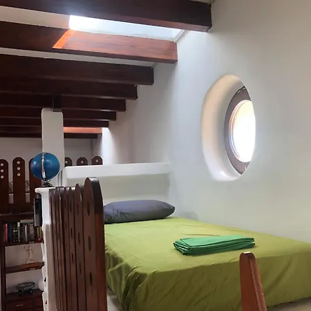 Mas De La Montana Del Cocodrilo Albergue