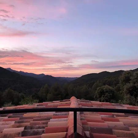 Hostel Mas De La Montana Del Cocodrilo Puertomingalvo