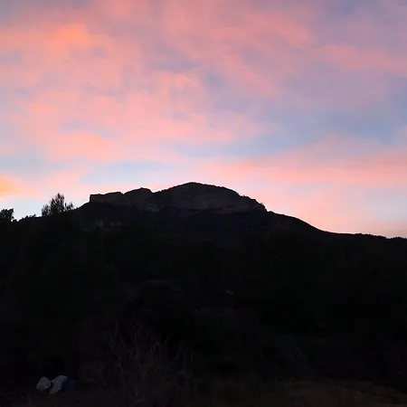 Mas De La Montana Del Cocodrilo Hostel *