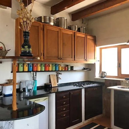 Hostel Mas De La Montana Del Cocodrilo Puertomingalvo