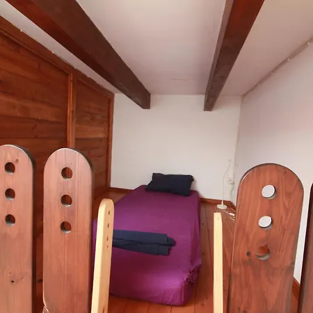 Mas De La Montana Del Cocodrilo * Puertomingalvo