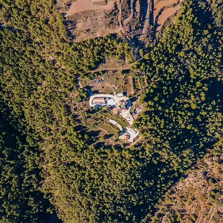 Mas De La Montana Del Cocodrilo Hostel