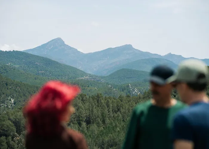 Mas De La Montana Del Cocodrilo Hostel