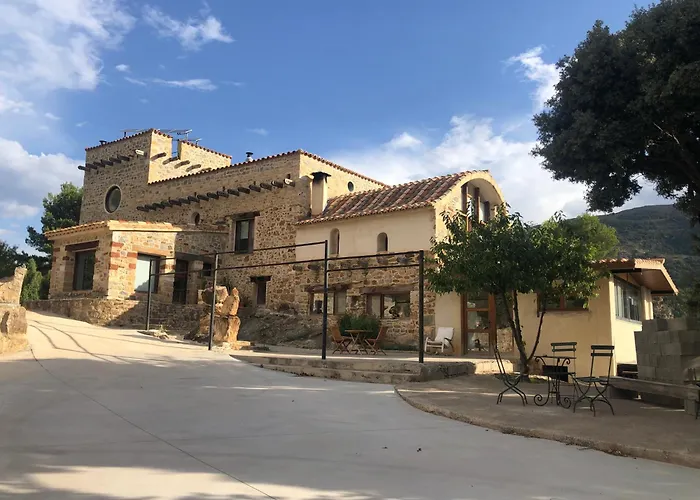 Mas De La Montana Del Cocodrilo Hostel